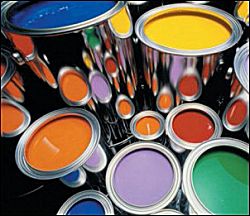 Allerlei kleuren verf om mee te verven